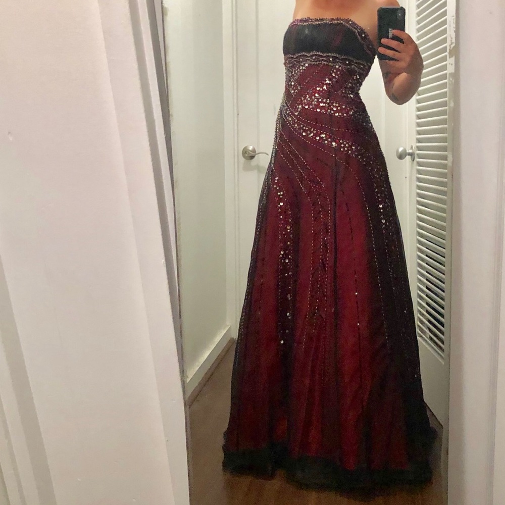 Aspeed Evening Gown / Prom Dress